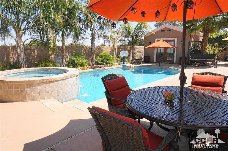 1st image of 45240 Palmwood Dr