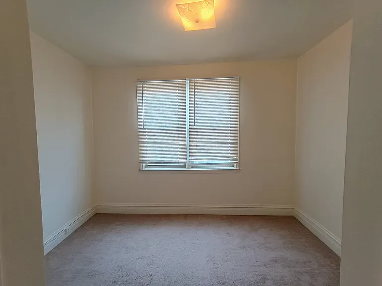 5241 W Argyle St #2 — Photo 13