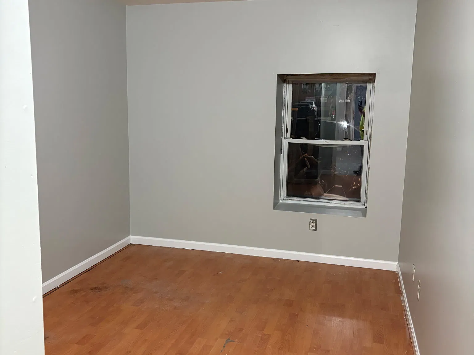 3 bed, 2200 sqft, $3,000 — Photo 2