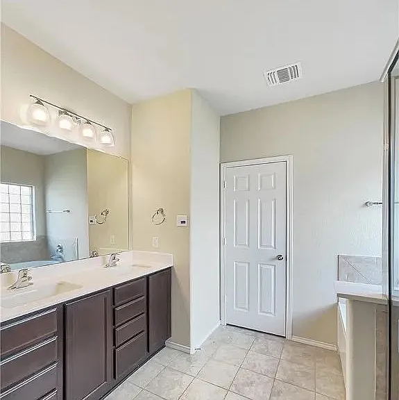6324 Ambrose Cir — Photo 6