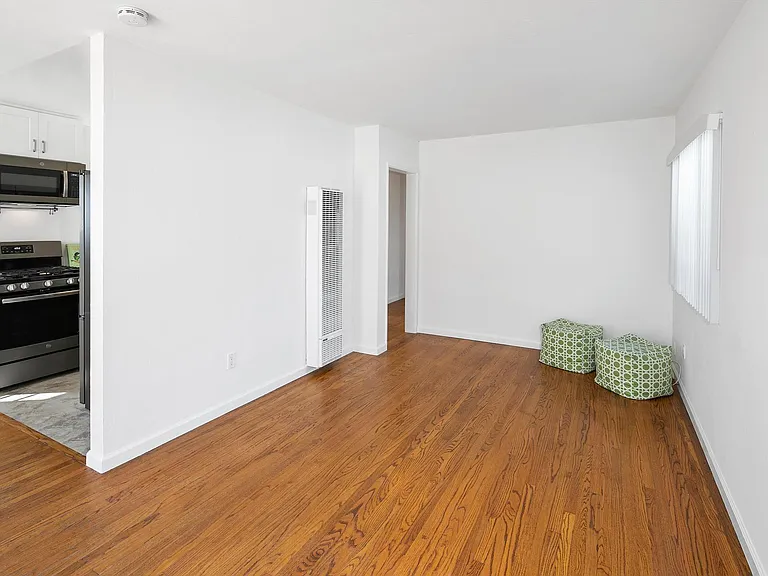 3970 Lamont St — Photo 16