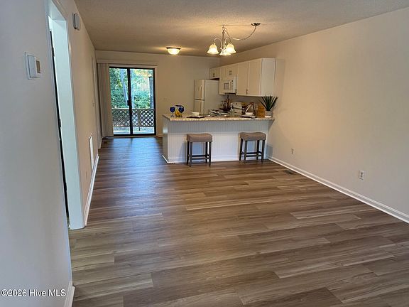 4th image of 522 S Kerr Ave APT 29