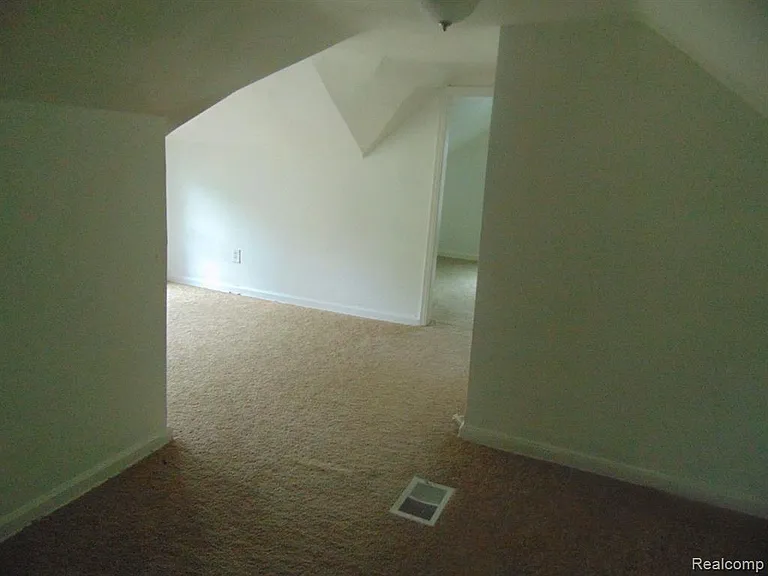 8645 Hupp Ave — Photo 7