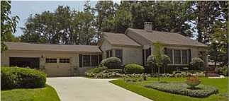 2nd image of 901 E Mallory St