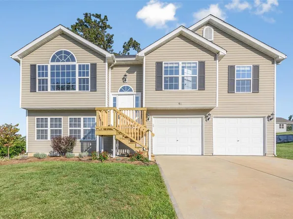 91 Valley Farms Dr, Winfield, MO 63389