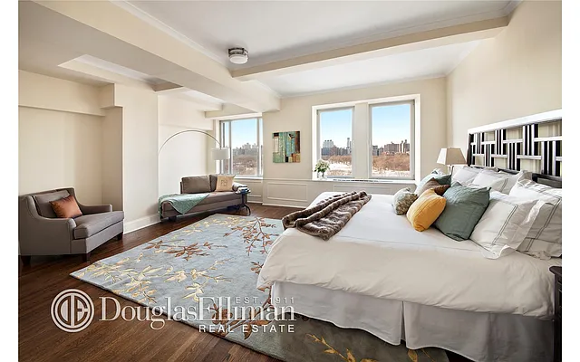 Sold by Douglas Elliman | media 10