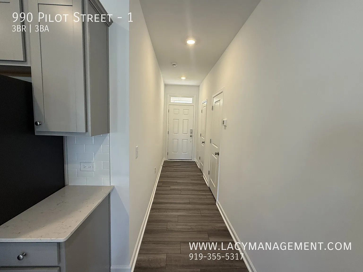 3 bed, 2.5 bath, 1592 sqft, $1,795 — Photo 4