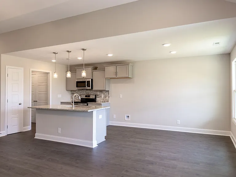 504 Ayden Ln — Photo 4