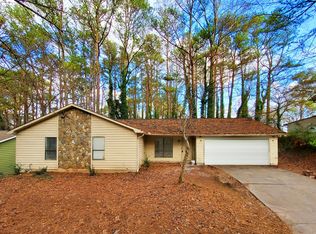 529 Dickens Rd, Lilburn, GA 30047