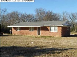 432 Pate Rd, Senatobia, MS 38668