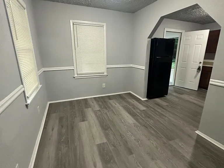 400 Greenhill Way — Photo 13