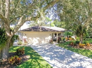 1094 Tara Vista Dr, Sarasota, FL 34232