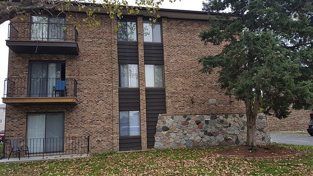 1st image of 10411 Mason Ave APT 3