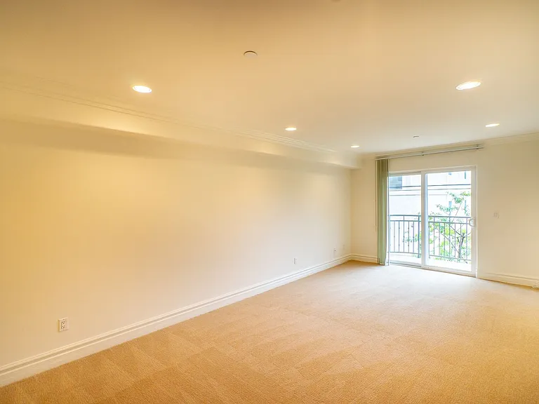 8610 Chalmers Dr — Photo 25