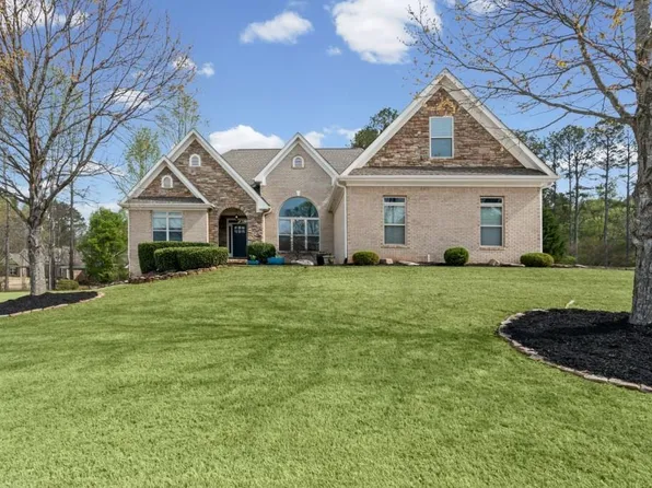 2405 Hickory Grove Dr, Monroe, GA 30656