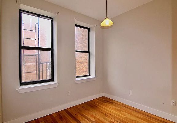 5th image of 164 Throop Ave APT 2B