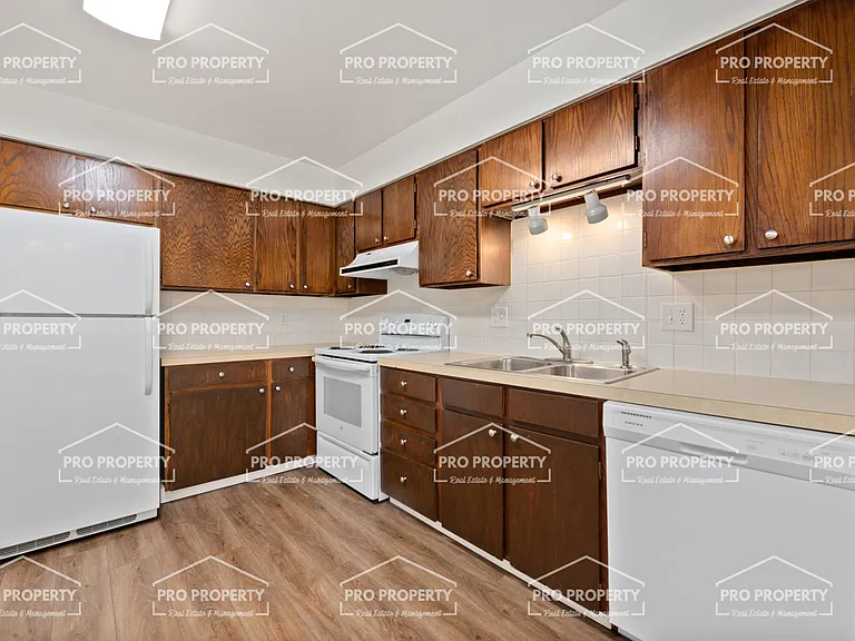 3017 Maryland Pl — Photo 8