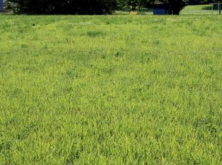 2 W Susan Dr, Princeton, IN 47670