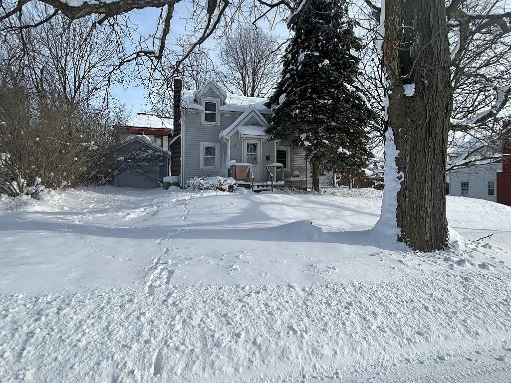 311 S Booth St, Anamosa, IA 52205 MLS 2400360 Zillow