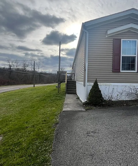 Hillside Estates — Photo 2