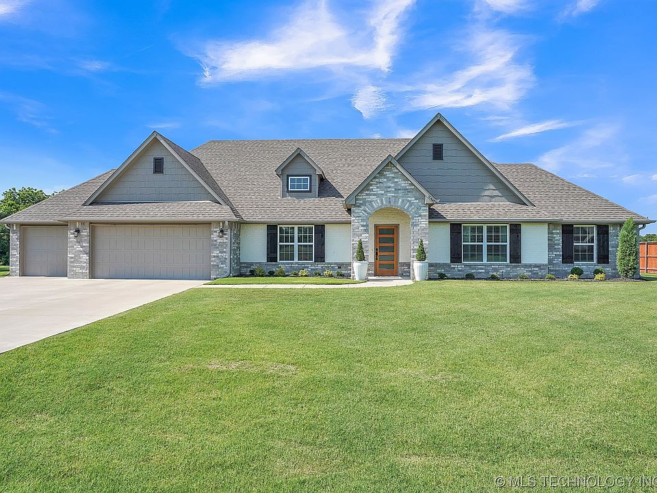 1st image of 15447 E Taylor Ln