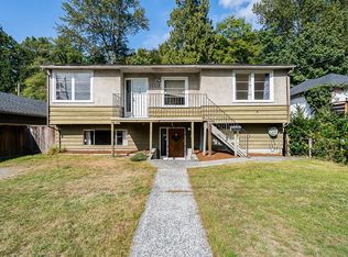 2212 Old Dollarton Rd, North Vancouver, BC V7H 1A8