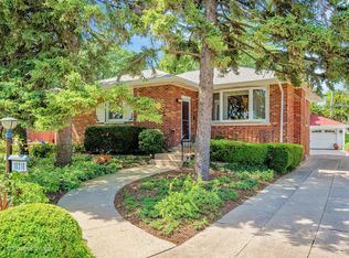 10318 Dickens St, Westchester, IL 60154