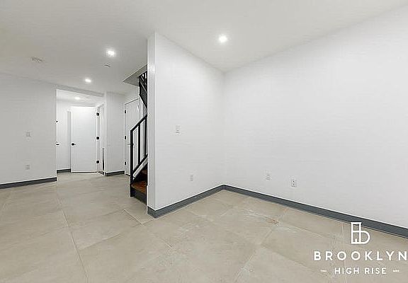 5th image of 903 De Kalb Ave #1C