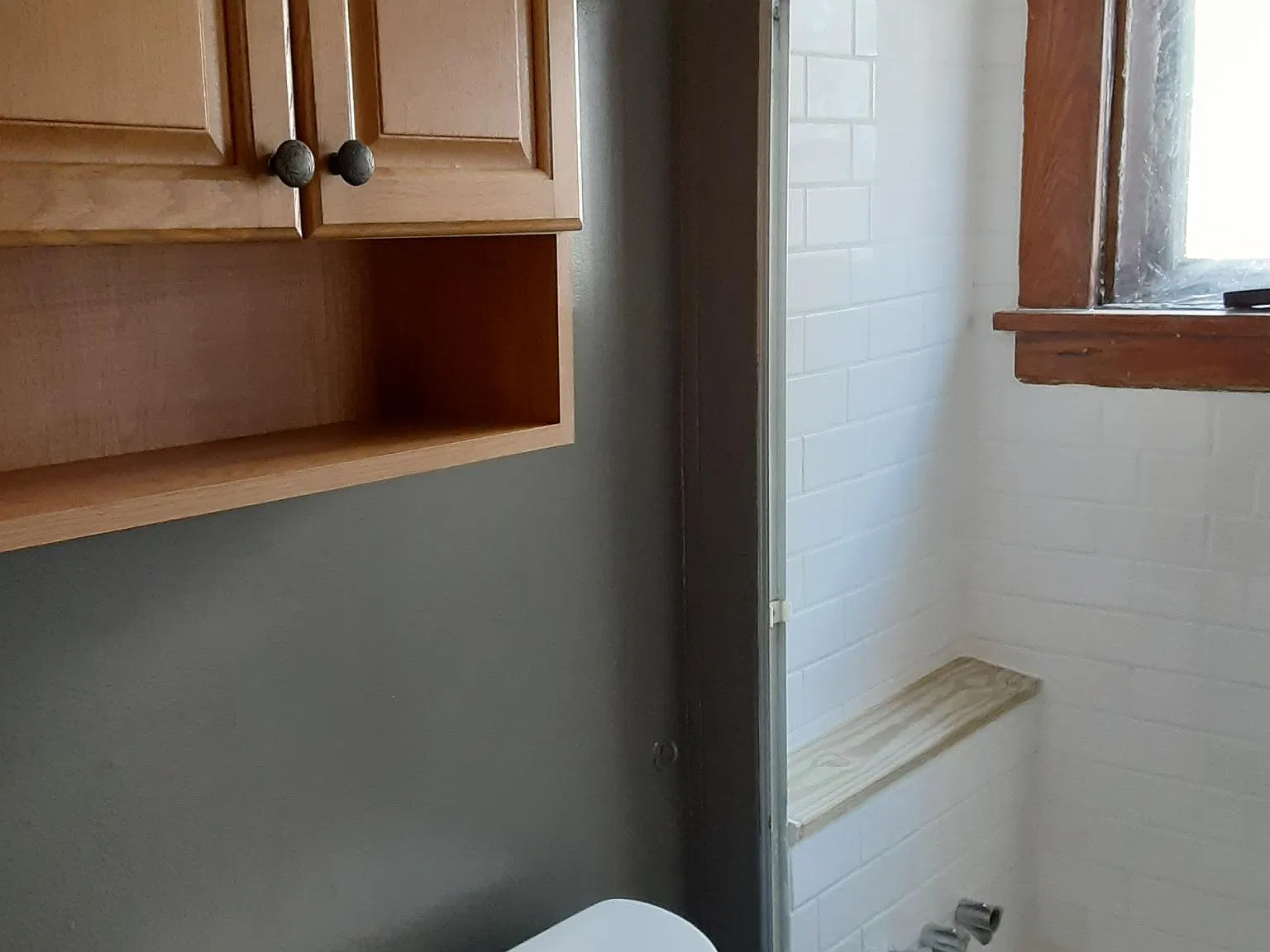 96 Floss Ave — Photo 3