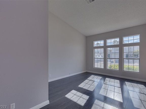 3rd image of 7620 Sea Wind Dr