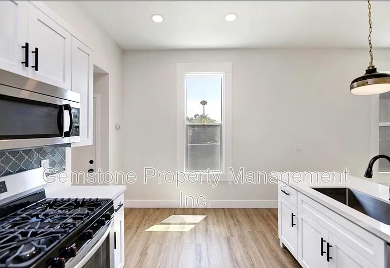 6250 Stewart St — Photo 9