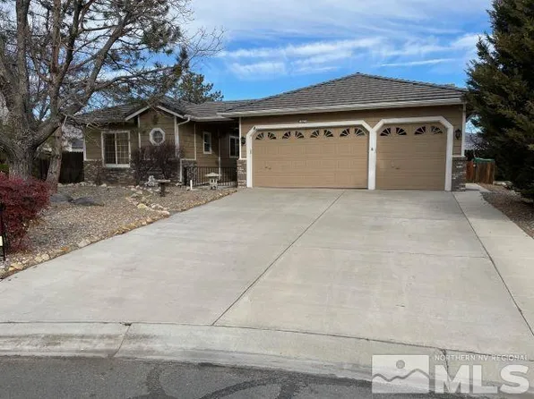 402 Cypress Ct, Dayton, NV 89403
