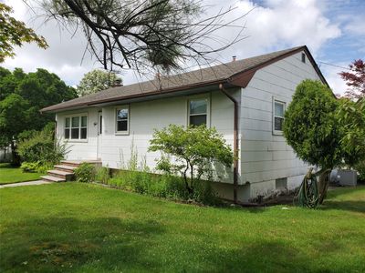 5 Uranus Road, Rocky Point, NY, 11778