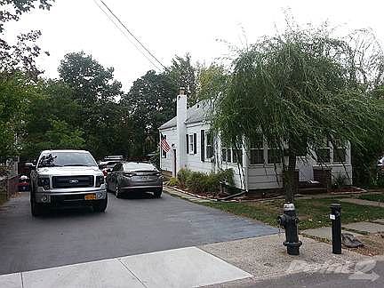 2nd image of 473 Minnieford Ave