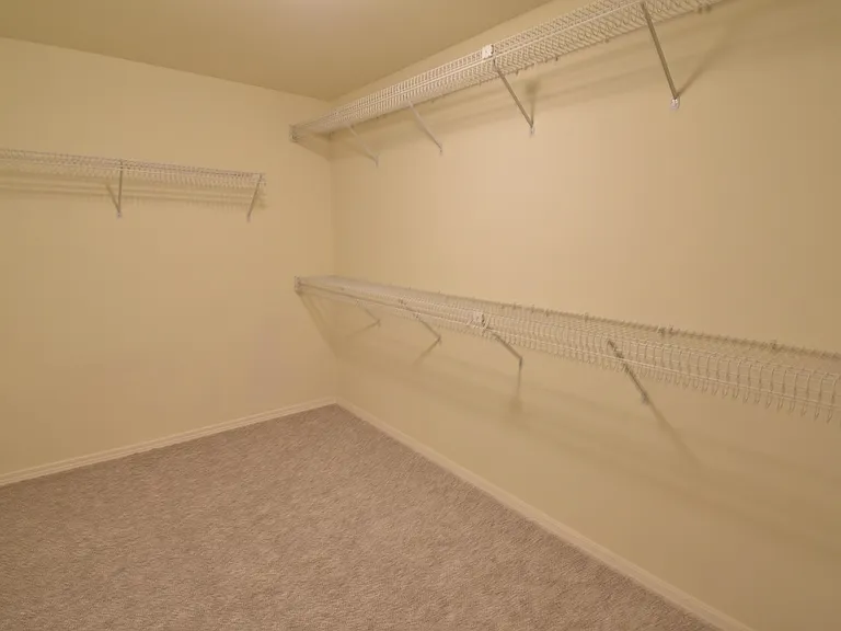 1834 NW Poplar Ct — Photo 9