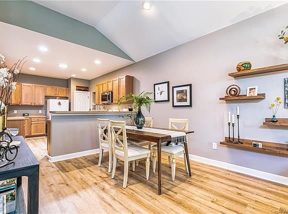 5th image of 5541 Prosperity View Dr #5541