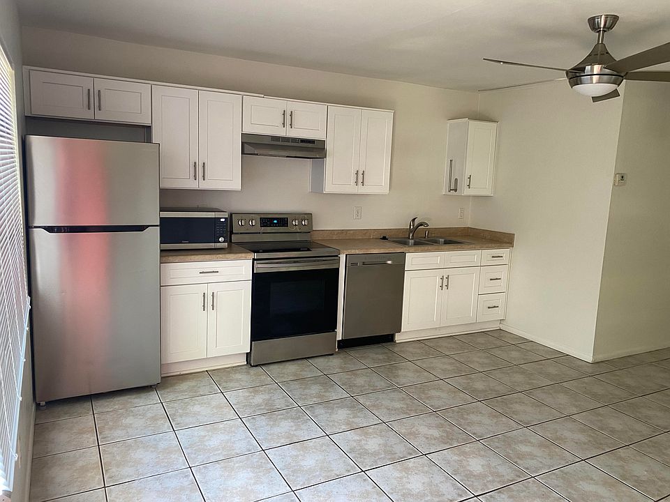 1st image of 5109 E Oak St #B