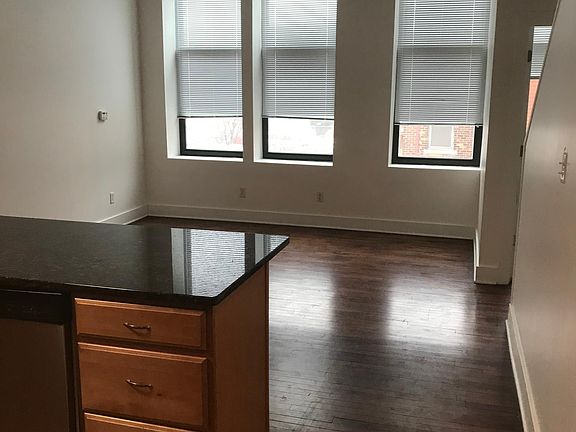 3rd image of 609 E Kirby St APT 204
