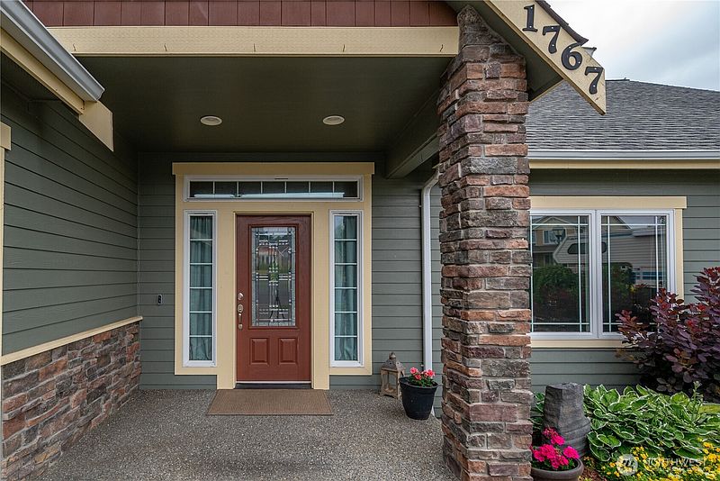 3rd image of 1767 SW Waterside Court