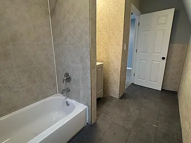 50 Hilton St #3 — photo 5 of 5