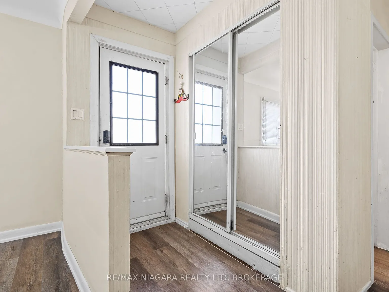 2 bed, $1,675 — Photo 3
