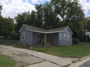 1235 W 8th St, Junction City, KS 66441
