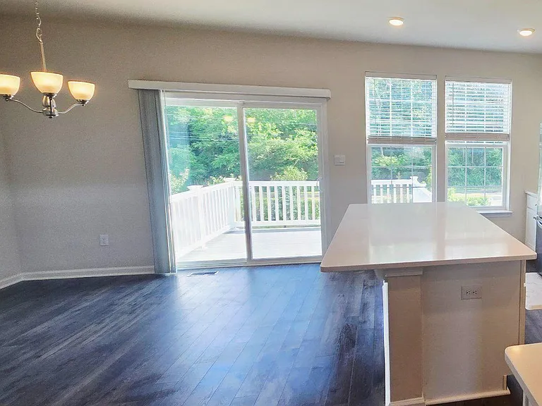 34 Autumn Park Dr — Photo 8