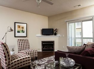 115 Amaryllis Dr APT 305, Wilmington, NC 28411