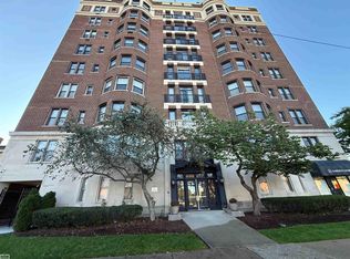2900 E Jefferson Ave APT C4, Detroit, MI