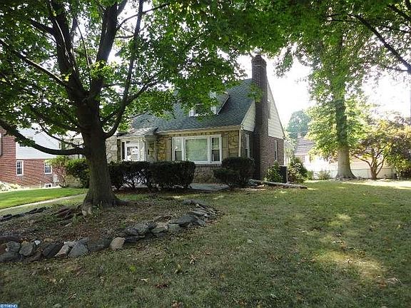 2nd image of 110 N Drexel Ave