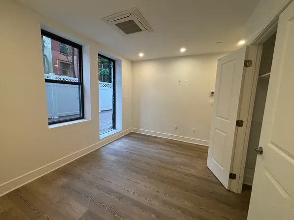 45 West 81st Street image 5 of 10