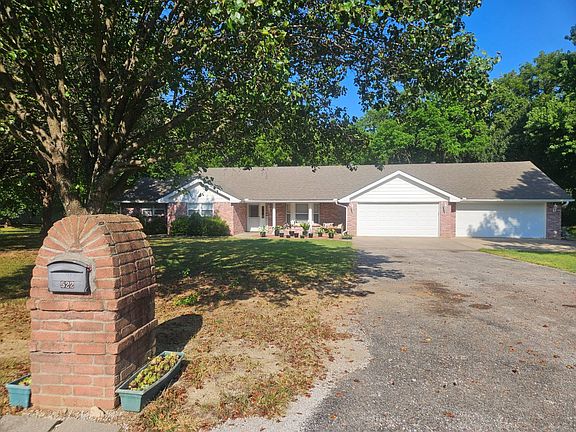 4th image of 522 Swift Ln