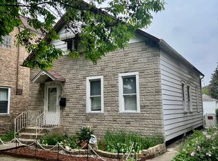 2219 S 61st Ave, Cicero, IL 60804