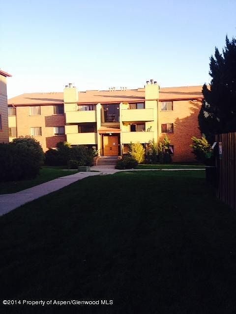 2nd image of 86 Roaring Fork Ave APT C4